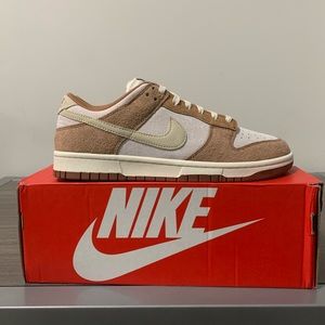 Nike dunk low ‘medium curry’ sz 10 mens